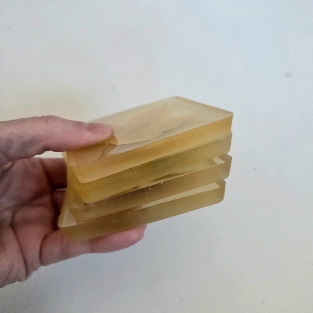Set of 4 vintage handmade Lucite coasters with dry pressed leaves. - Picture 8 of 8